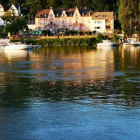 Mediterraneo-rheinufer-vallendar * Vallendar